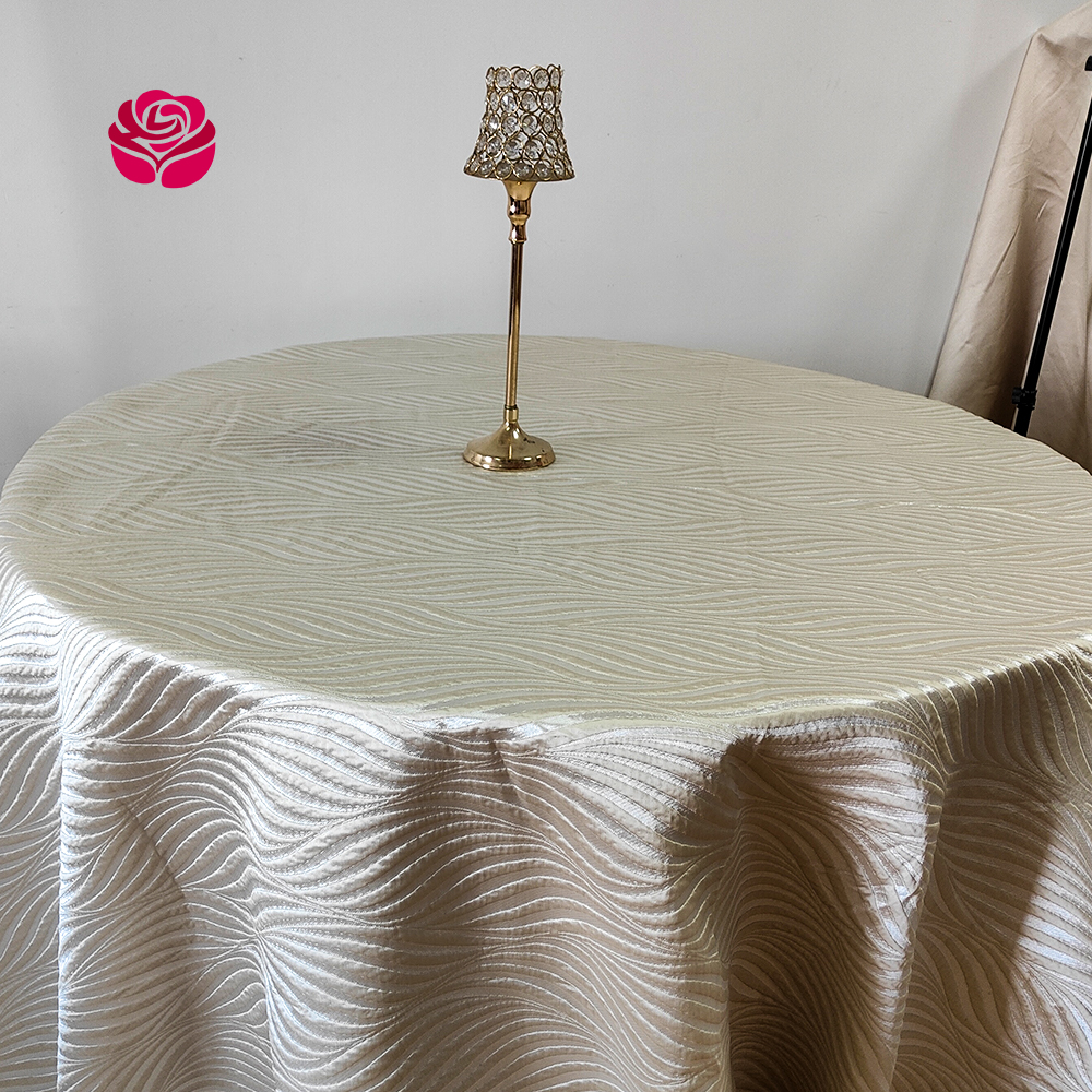 Hualai Wholesale Costom Luxury Elegant Streaky Wavy Damask Jacquard Polyester Fabric Red Table Cloth Cover For Wedding Banquet Dining