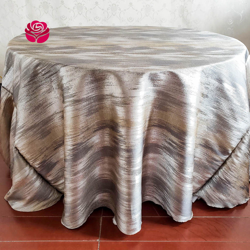 Hualai Wholesale Custom Round Streaky Striped Shimmer Jacquard Polyester Grey Table Decoration Tablecloth Covers For Bistro Wedding Bar