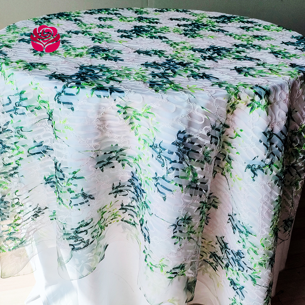 Hualai Wholesale Custom Green Plant Leaf Designs Embroidery Table Cloth For Jungle Theme